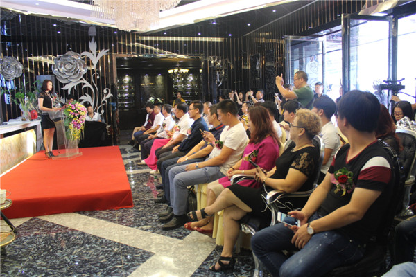  ���������¸߶ȡ�����õ���մ���ʯ�ɴu��Ʒ�l(f��)����(hu��)¡�����_(k��i)