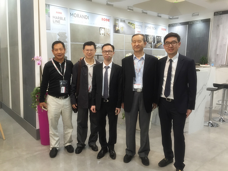 �������x��ɽ�����մ��|����ȫʾ���^����ʾ����I