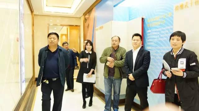 ���ճ�Ʒ���������ԡ��������մ�չ�dӭ���F�e