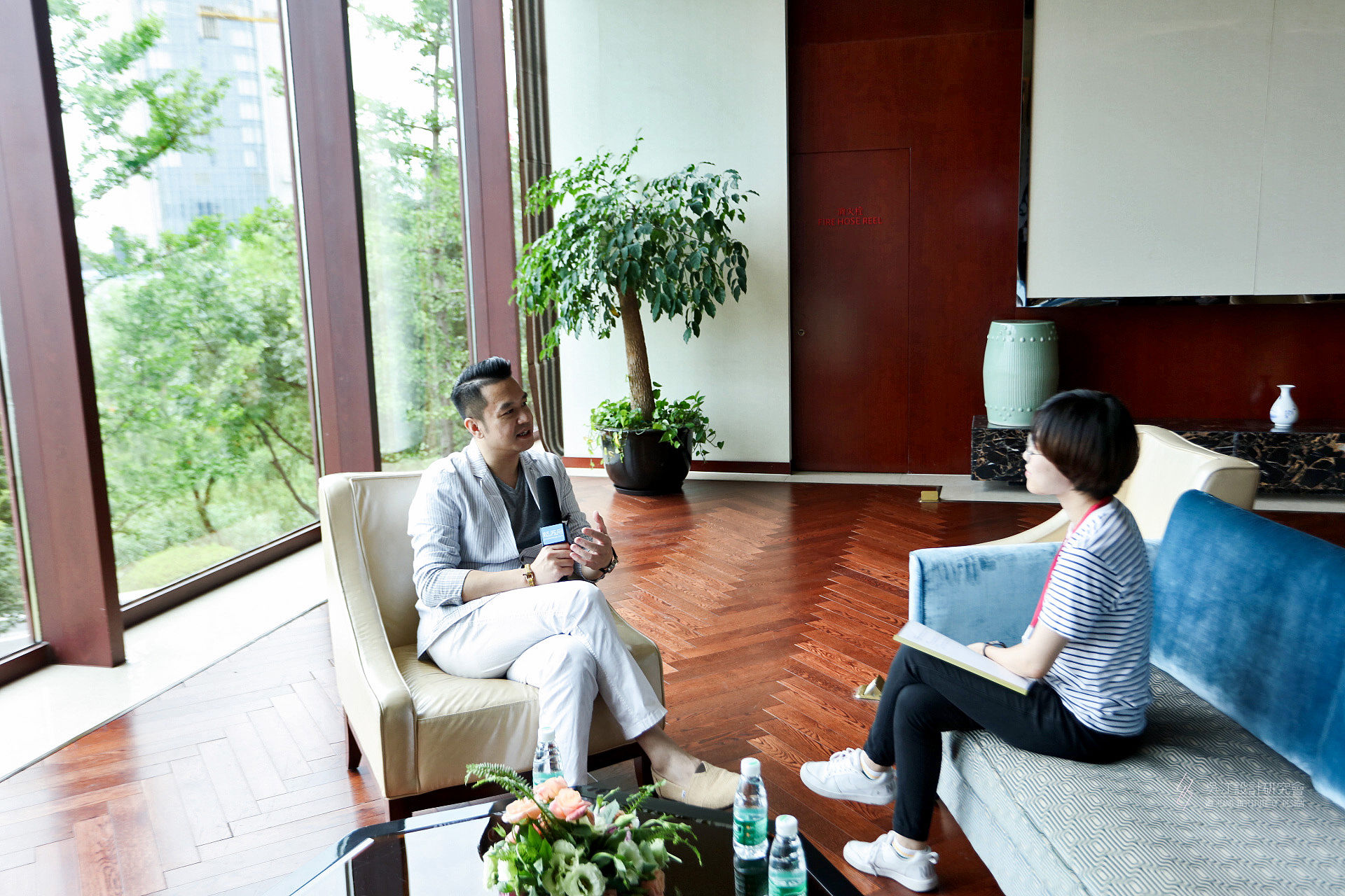 16 媒體正在采訪黃志達(dá).jpg